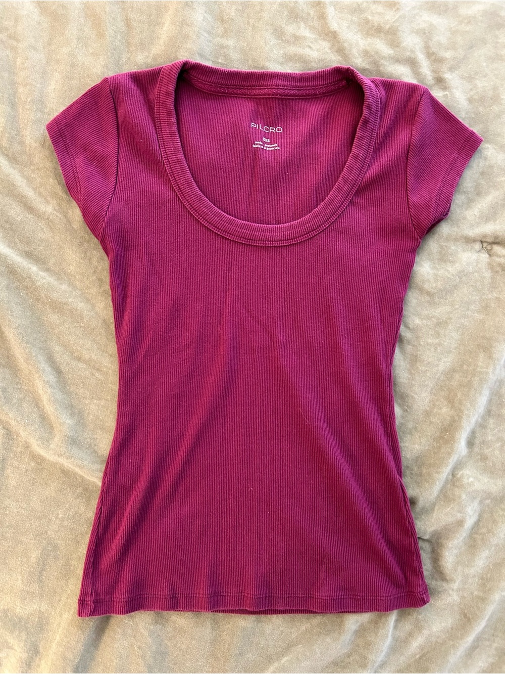 Pilcro Berry Scoop Neck Ribbed Short Sleeve Tee